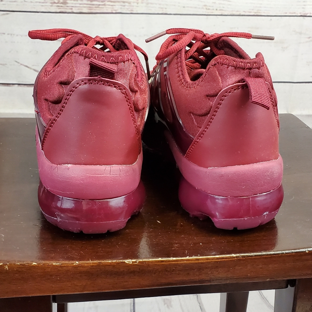 running shoes - Picture 2 of 6